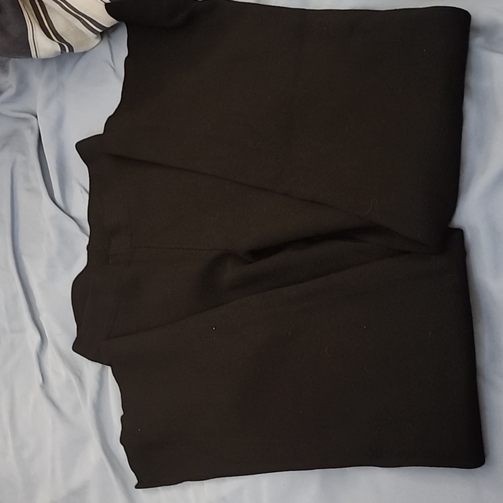 Zara black pull up pants -knit material with stretch